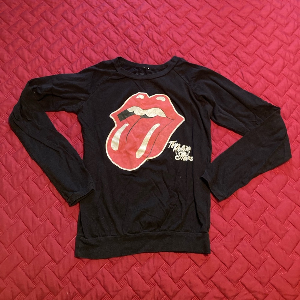 The Rolling Stones Long Sleeve Tee 🎶🎸😝